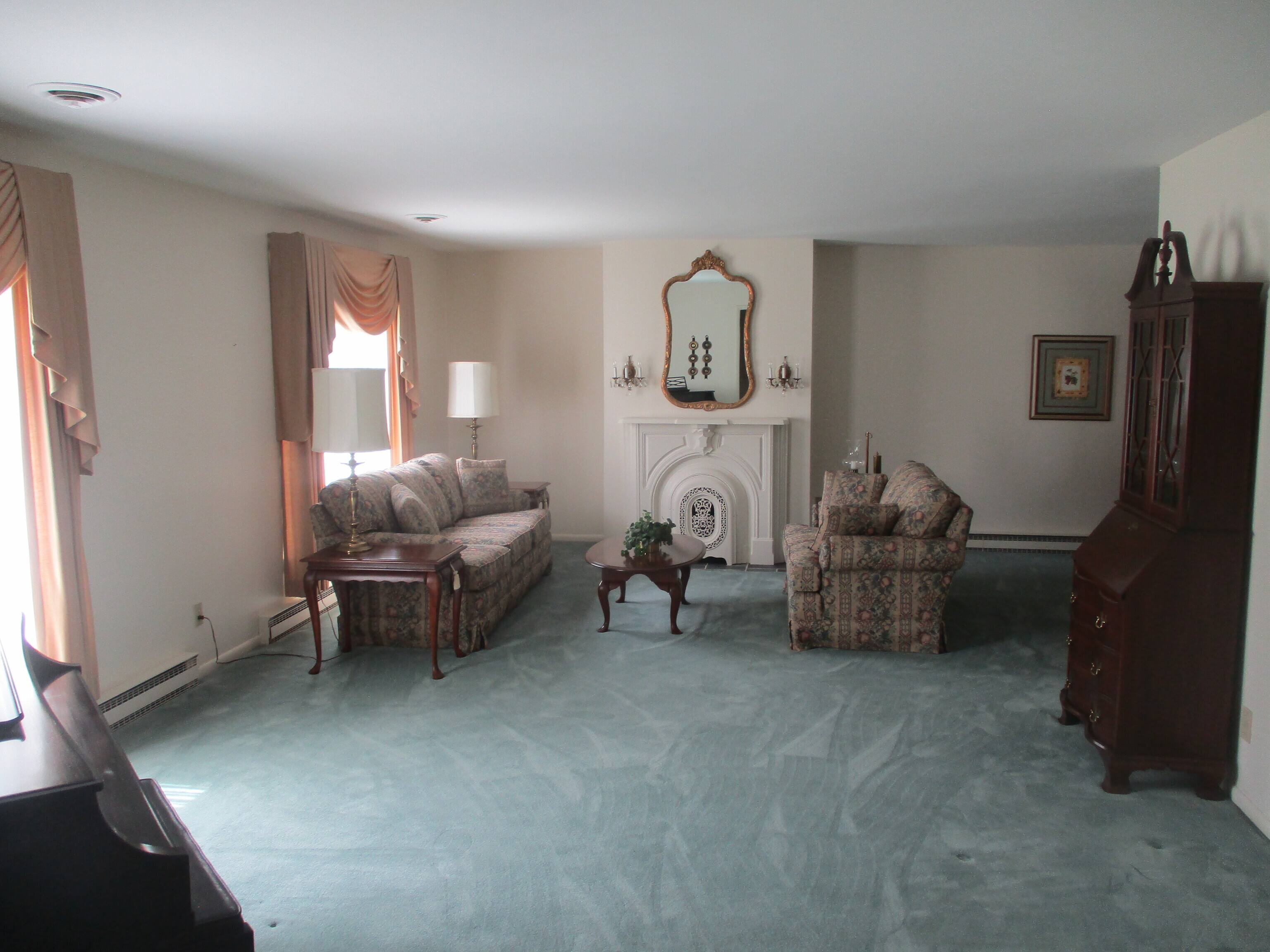 12960 East Legal Tender Road Columbus, IN 47203 - Photo 11 of 33 Gallery Image 11
