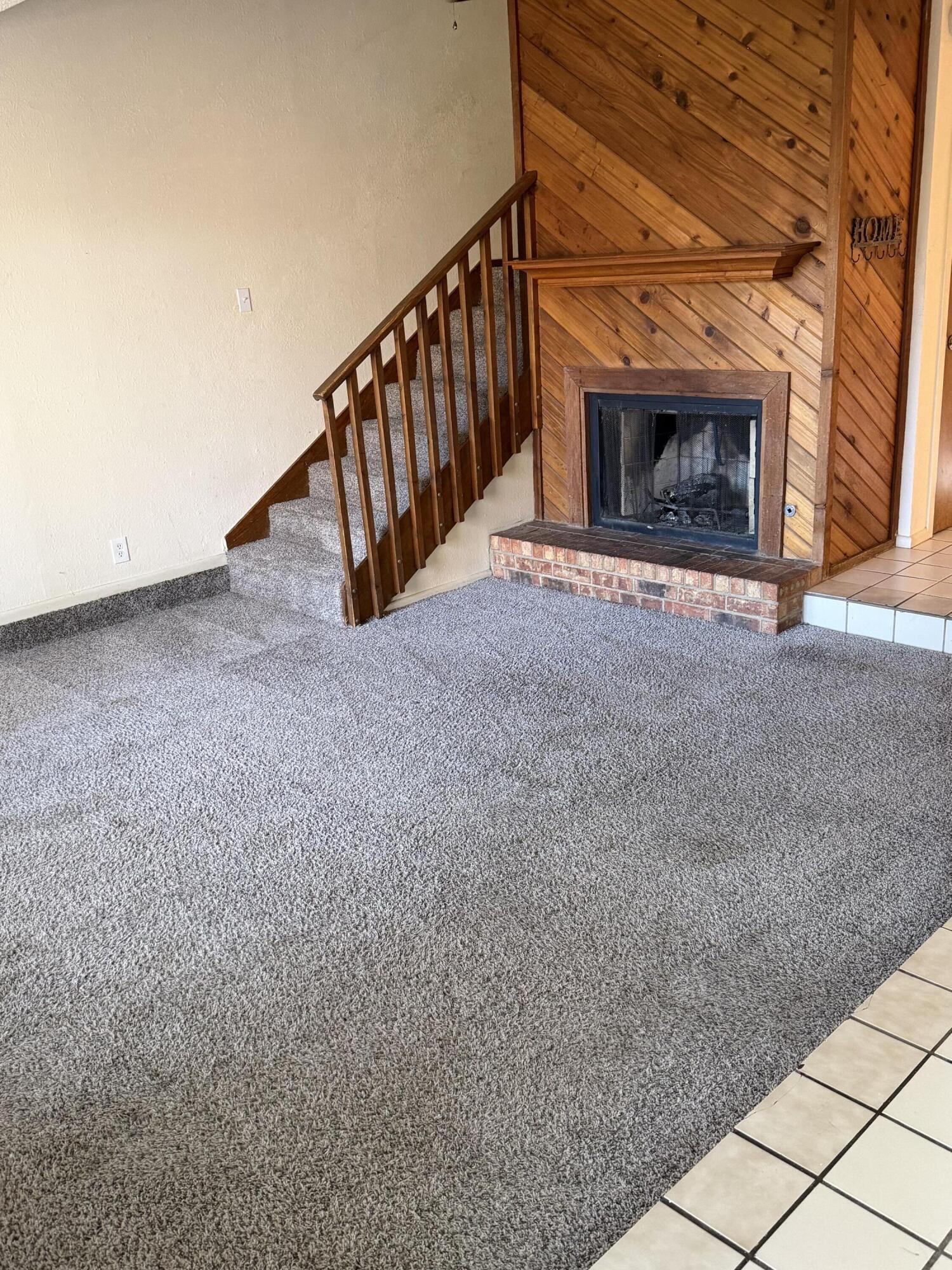 7203 Memphis Avenue, Unit B Lubbock, TX 79423 - Photo 5 of 13 a view of entryway and hall