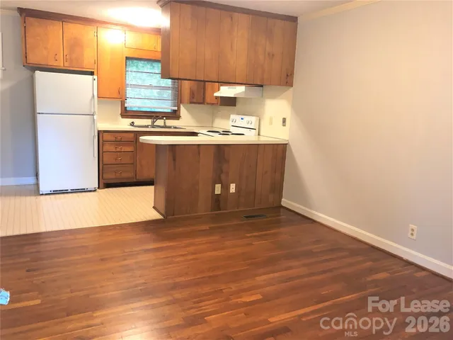 $950 | 107 Ferstl Avenue, Belmont, NC 28012