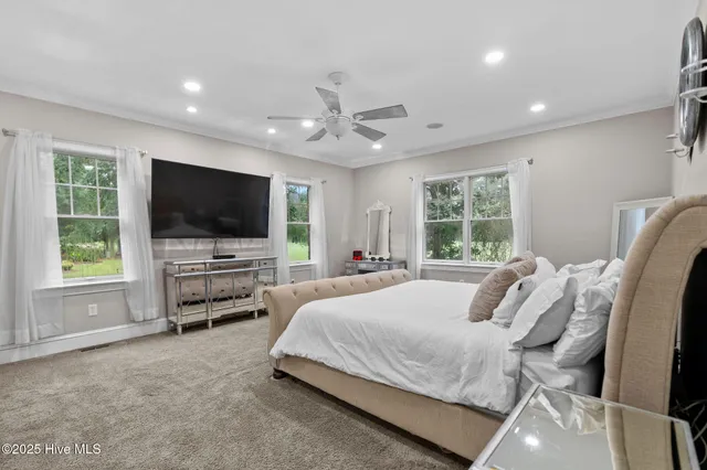 $688,000 | 198 Cedar Point Drive, Wallace, NC 28466