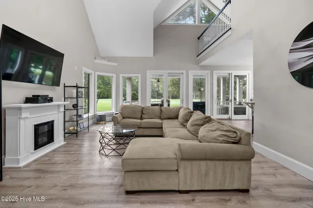 $688,000 | 198 Cedar Point Drive, Wallace, NC 28466