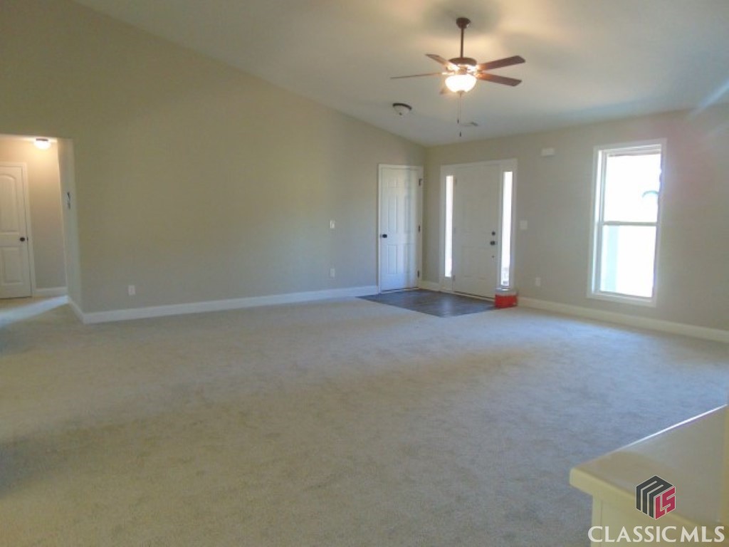 908 Anderson Thomas Road, Unit 7 Martin, GA 30557 - Photo 2 of 36 Foyer