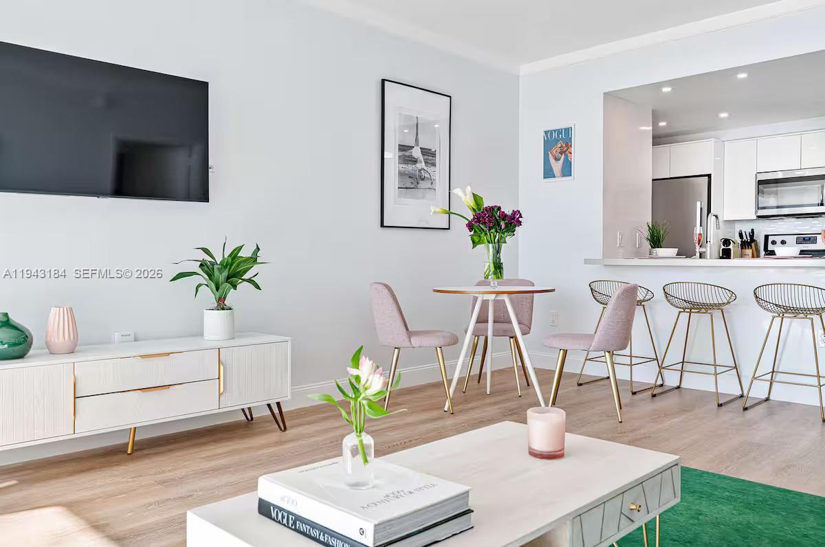 2889 McFarlane Road, Unit 1614 Miami, FL 33133 - Photo 5 of 23