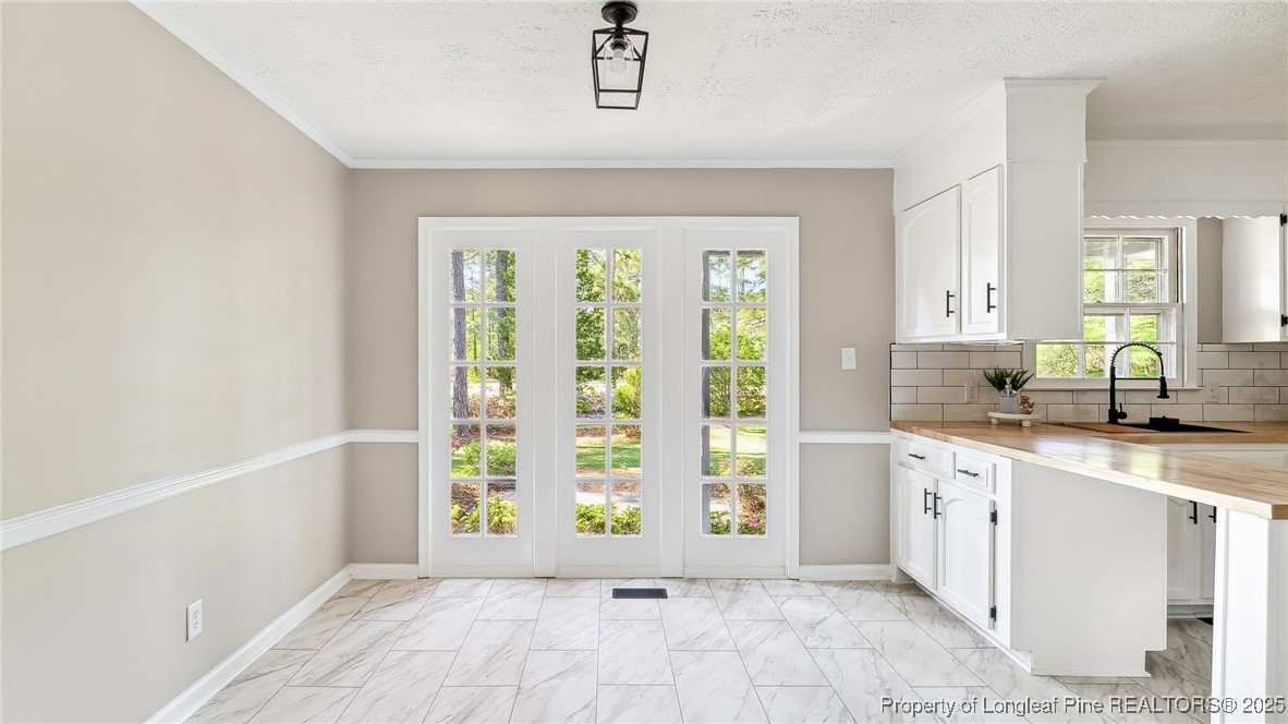 132 Bledsoe Street Hope Mills, NC 28348 - Photo 4 of 40 Gallery Image 4