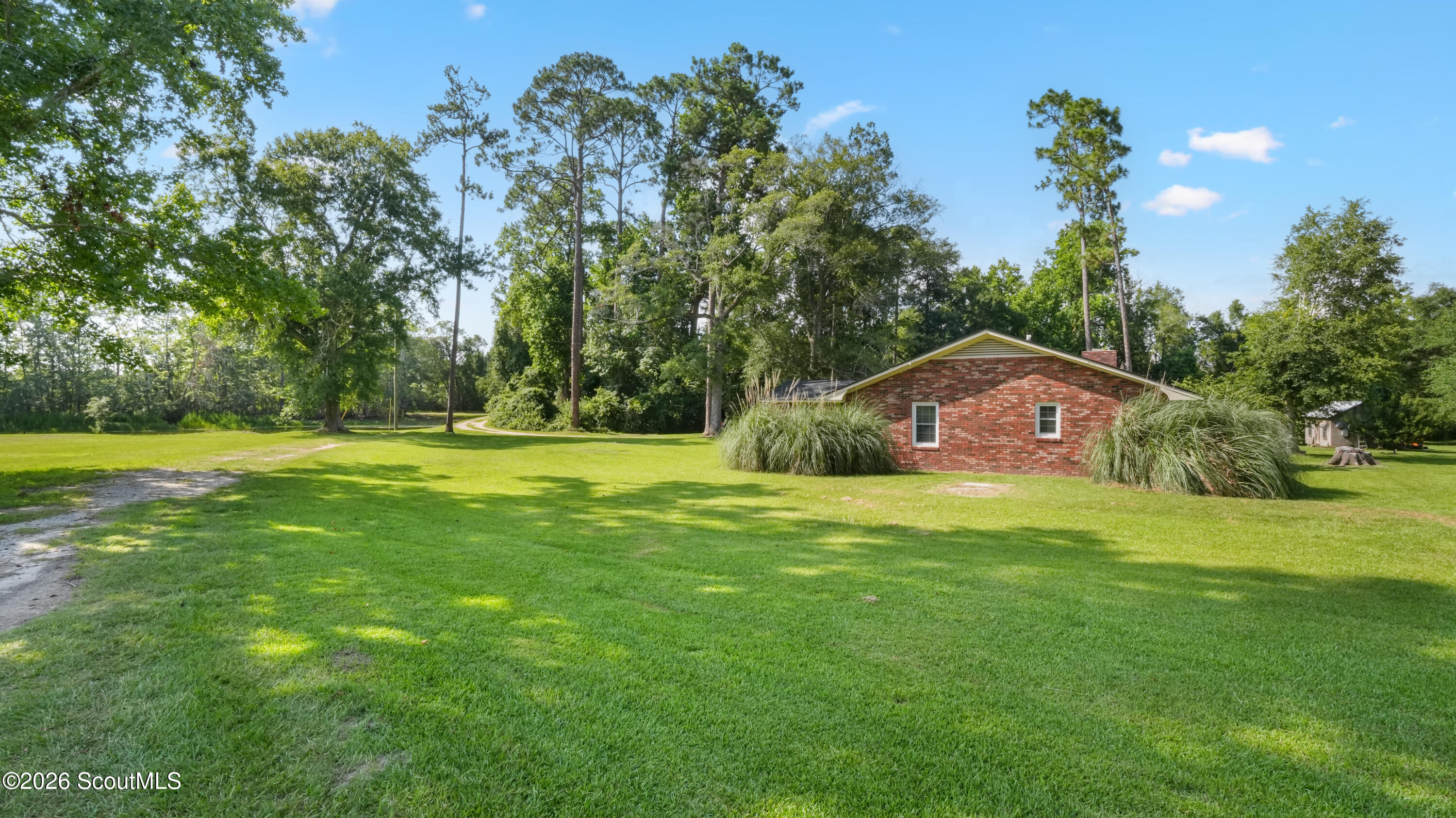 212 Lynwood Road Jesup, GA 31545 - Photo 13 of 76 DSC01094