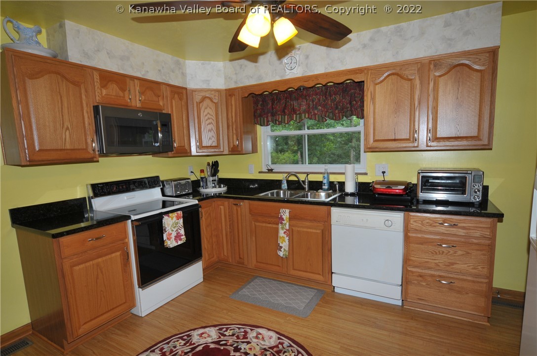 1820 Huber Road Charleston, WV 25314 - Photo 10 of 30 Gallery Image 10