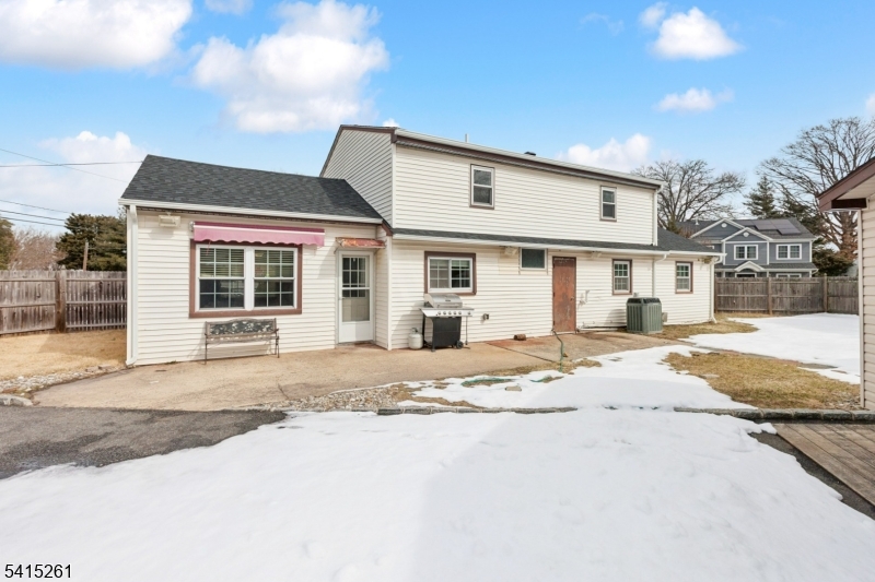 32 Glenville Road Edison, NJ 08817 - Photo 3 of 25 a front view of a house with a empty space