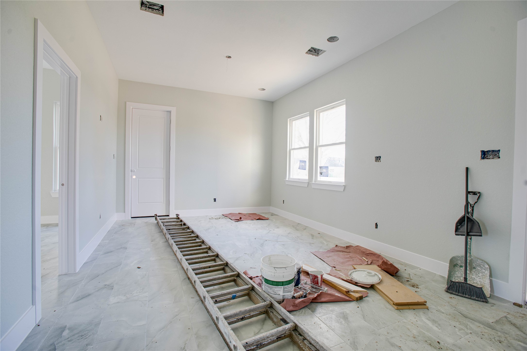 0 Rook Boulevard Houston, TX 77087 - Photo 4 of 15 a living room with hard wood floor and a window