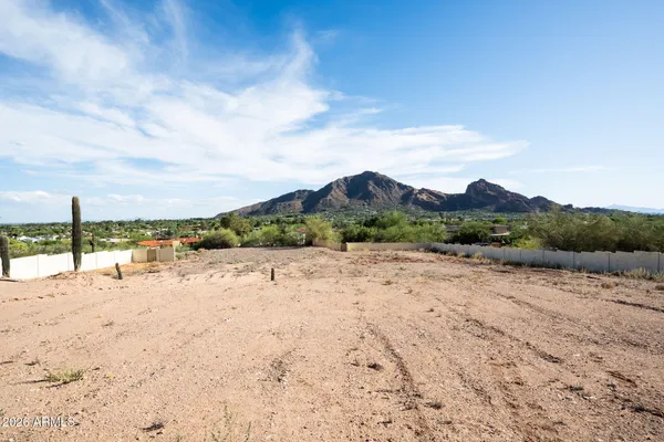 $30,000,000 | 5719 East Indian Bend Road, Paradise Valley, AZ 85253