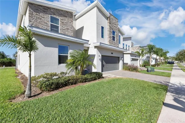 $679,000 | 8834 Cabot Cliffs Drive, Davenport, FL 33896