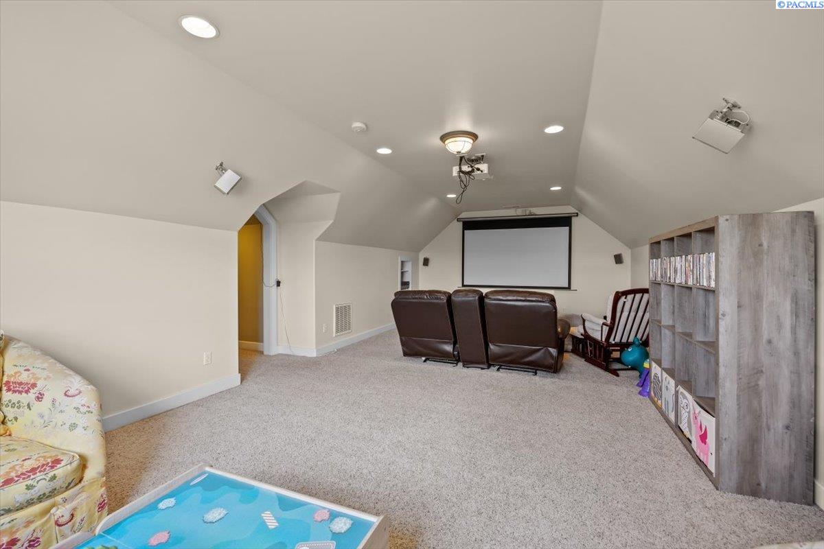168715 West Johnson Road Prosser, WA 99350 - Photo 29 of 49 Gallery Image 29