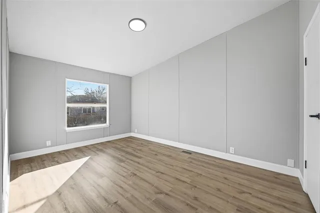 $249,999 | 111 Jody Lane, Azle, TX 76020