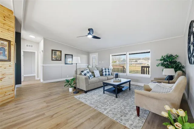 $249,999 | 111 Jody Lane, Azle, TX 76020