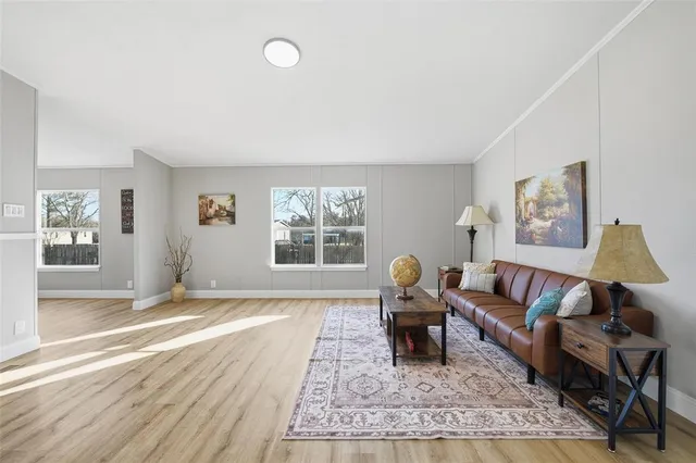 $249,999 | 111 Jody Lane, Azle, TX 76020