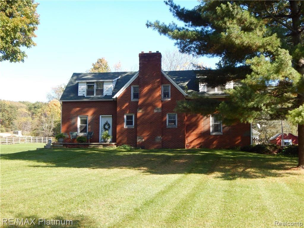 6358 Denton Hill Road Fenton, MI 48430 - Photo 7 of 72 DSCN6519.JPG