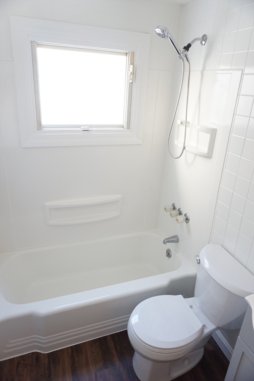 18 Sutherland Street Lowell, MA 01850 - Photo 17 of 28