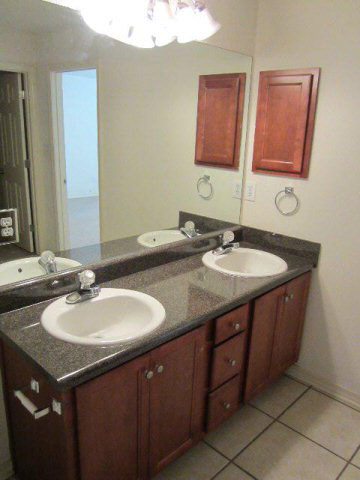 2708 Hampton Park Circle Foley, AL 36535 - Photo 5 of 10