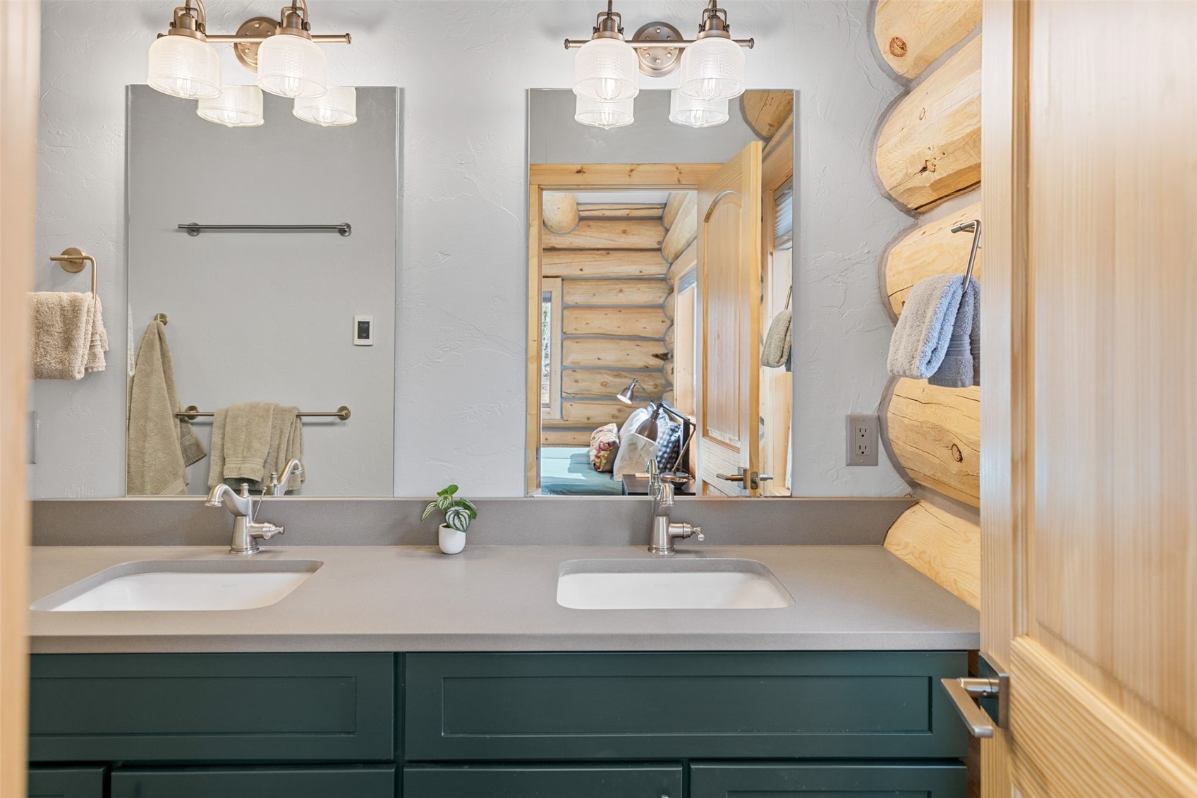 2542 High Creek Road Fairplay, CO 80440 - Photo 18 of 50 a bathroom with a sink and a mirror