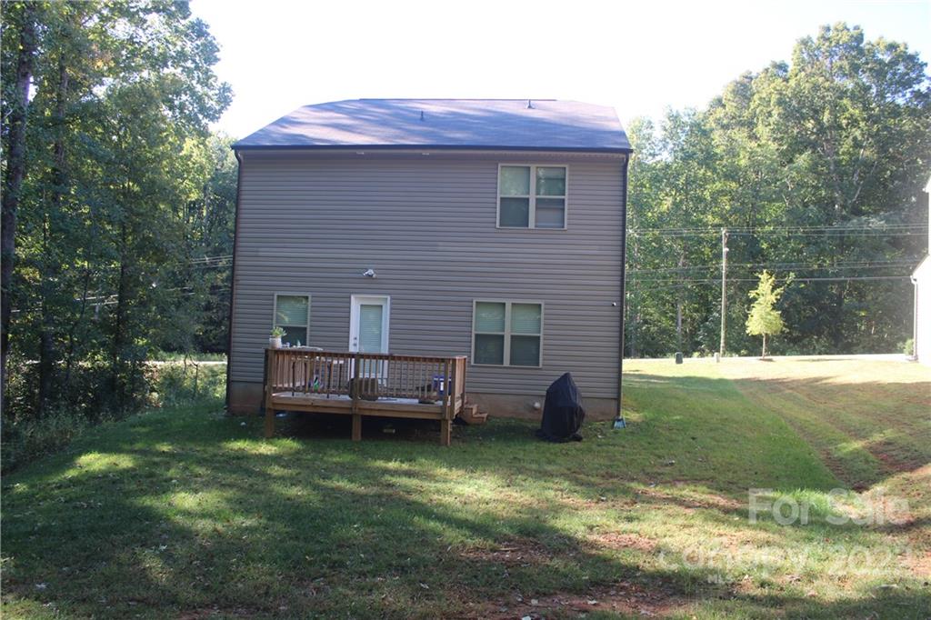 6901 Robinson Church Road, Unit 7 Charlotte, NC 28215 - Photo 26 of 27 Gallery Image 26