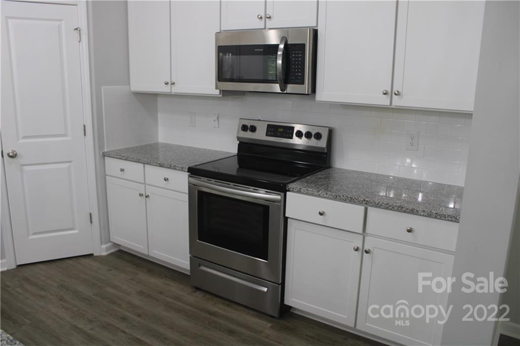 6901 Robinson Church Road, Unit 7 Charlotte, NC 28215 - Photo 6 of 27 Gallery Image 6
