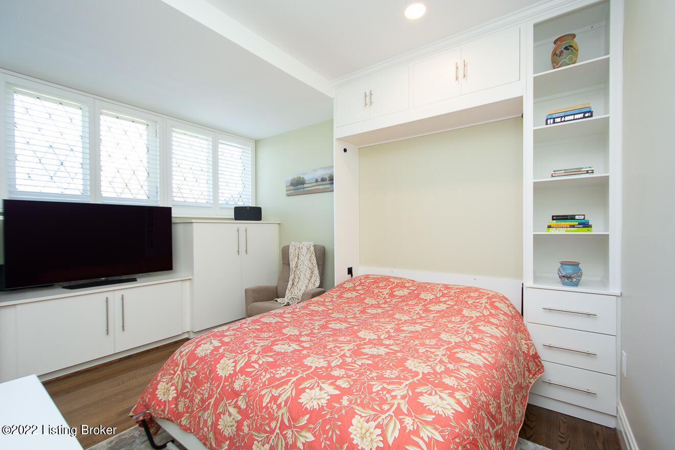966 Cherokee Road, Unit 305 Louisville, KY 40204 - Photo 72 of 85 Cherokee -93