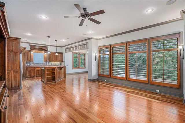 $785,000 | 9652 Pickering Street, Lenexa, KS 66227