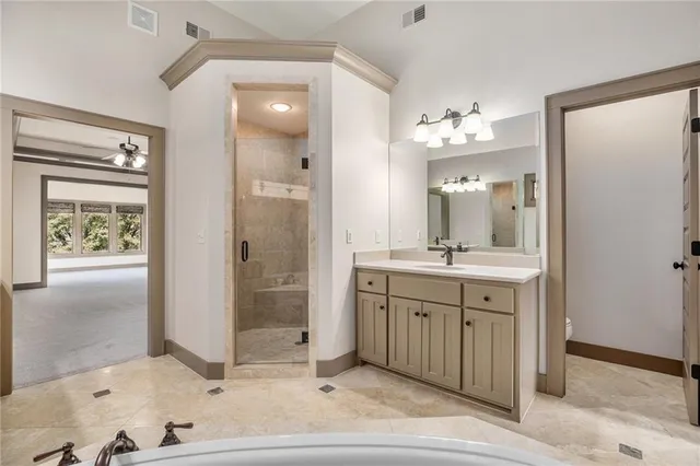 $785,000 | 9652 Pickering Street, Lenexa, KS 66227