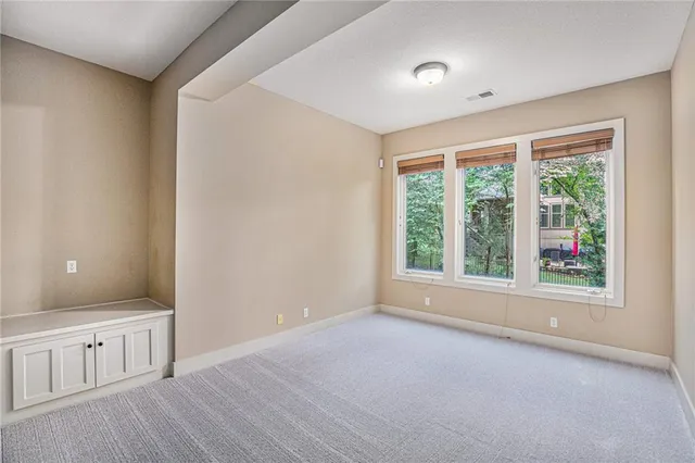 $785,000 | 9652 Pickering Street, Lenexa, KS 66227