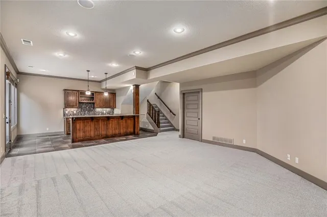 $785,000 | 9652 Pickering Street, Lenexa, KS 66227