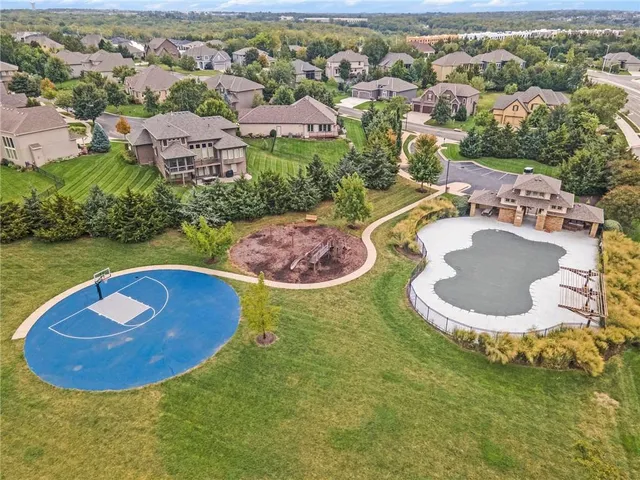 $785,000 | 9652 Pickering Street, Lenexa, KS 66227