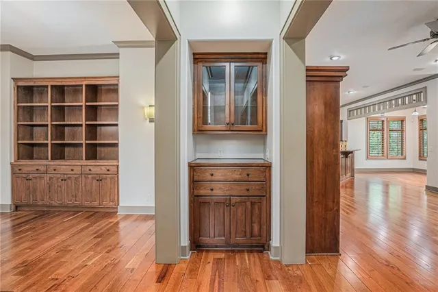 $785,000 | 9652 Pickering Street, Lenexa, KS 66227