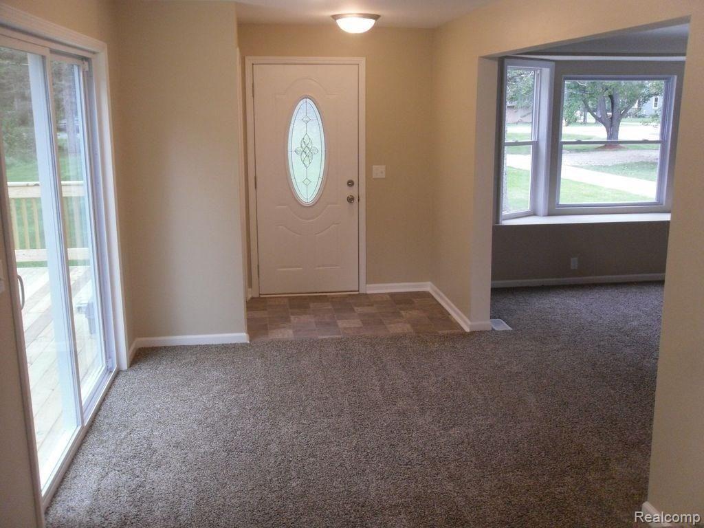 4358 North Belsay Road Flint, MI 48506 - Photo 15 of 32 front 13.jpg