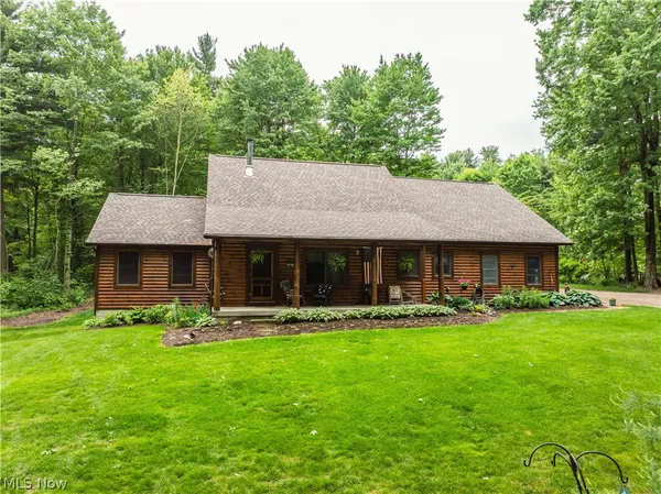 $770,000 | 14264 Township Road 467, Lakeville, OH 44638