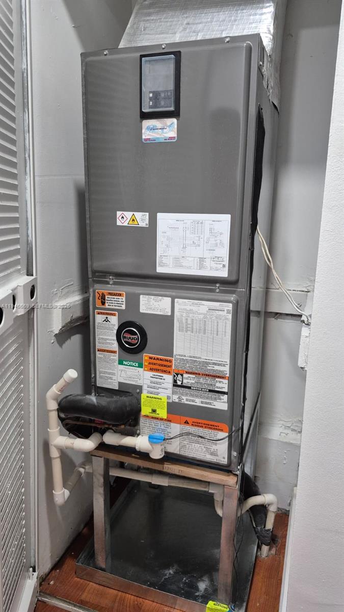 8531 Southwest 109th Avenue Miami, FL 33173 - Photo 5 of 19 a view of washer and dryer