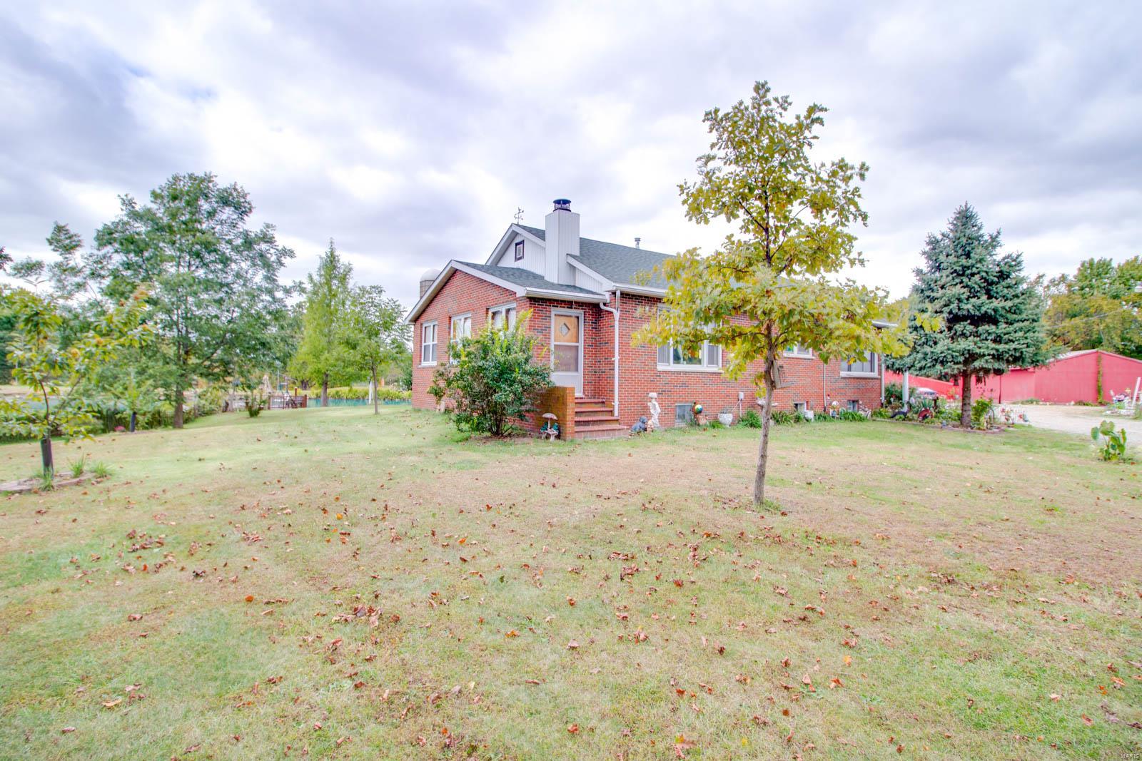 3697 Bono Road Staunton, IL 62088 - Photo 24 of 93