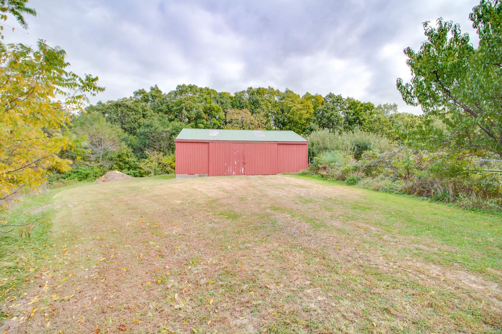 3697 Bono Road Staunton, IL 62088 - Photo 41 of 93