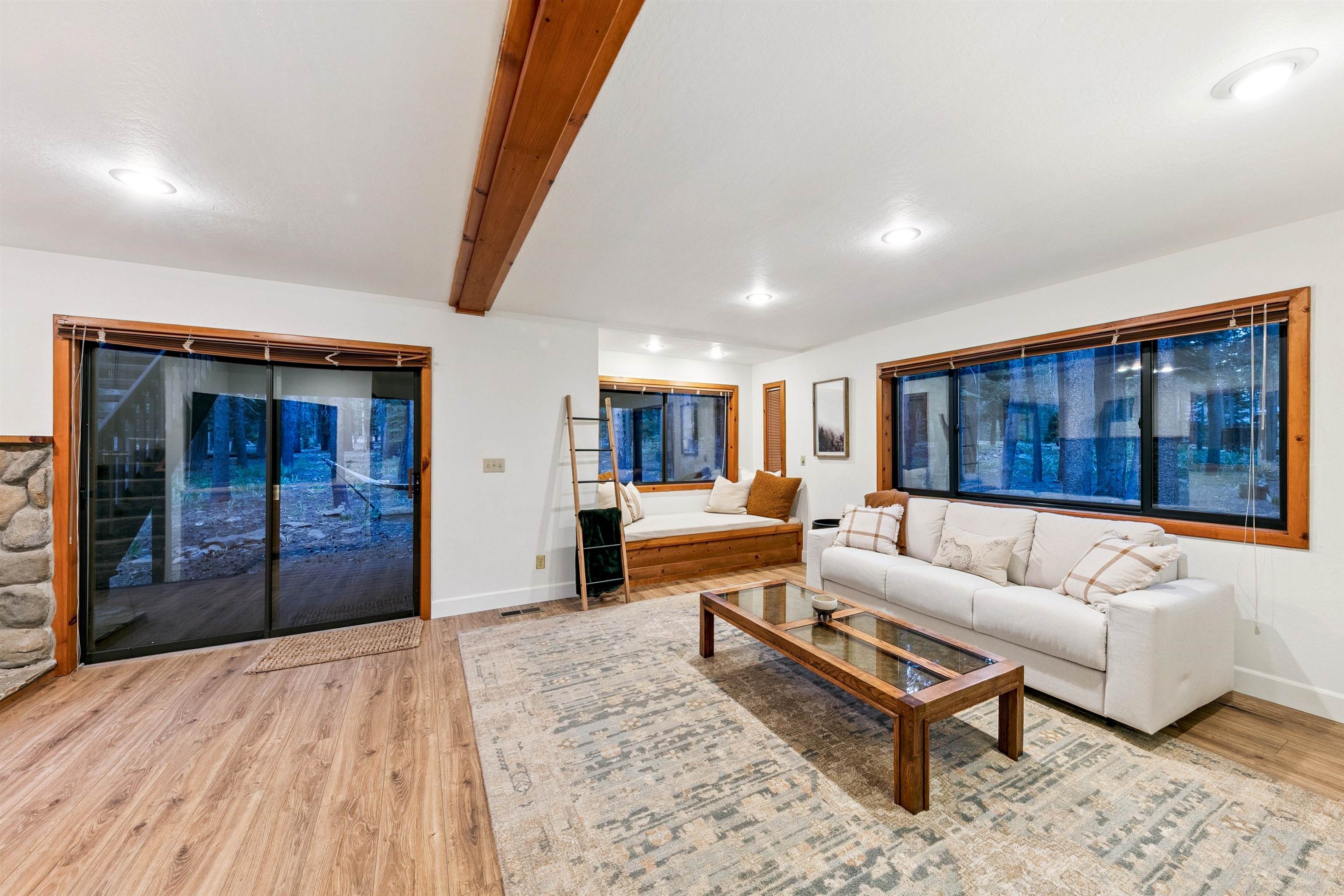 12095 Oslo Drive Truckee, CA 96161 - Photo 18 of 28 a living room with furniture and window