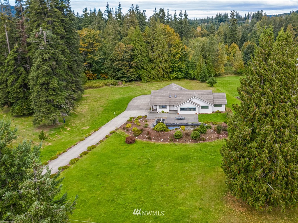 2630 North Shore Road Bellingham, WA 98226 - Photo 1 of 25 Gallery Image 1