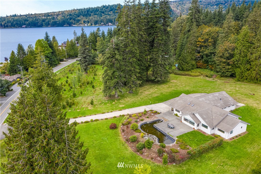2630 North Shore Road Bellingham, WA 98226 - Photo 2 of 25 Gallery Image 2