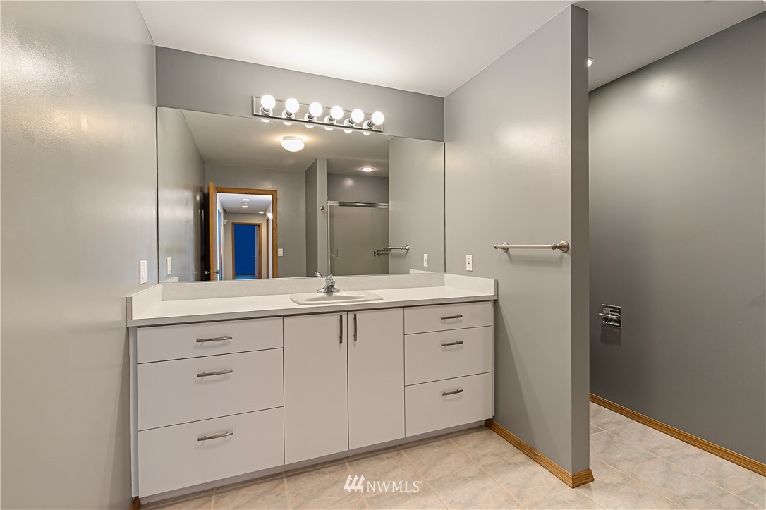 2630 North Shore Road Bellingham, WA 98226 - Photo 17 of 25 Gallery Image 17