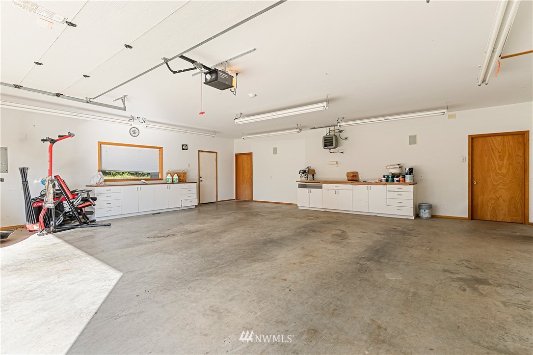 2630 North Shore Road Bellingham, WA 98226 - Photo 22 of 25 Gallery Image 22