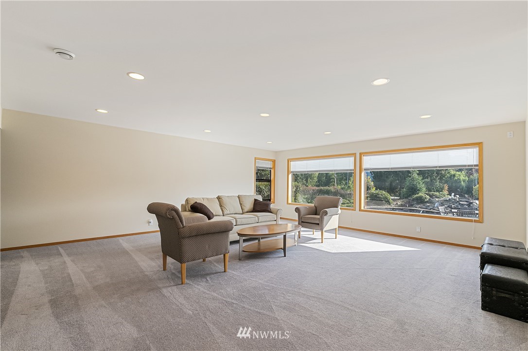 2630 North Shore Road Bellingham, WA 98226 - Photo 8 of 25 Gallery Image 8