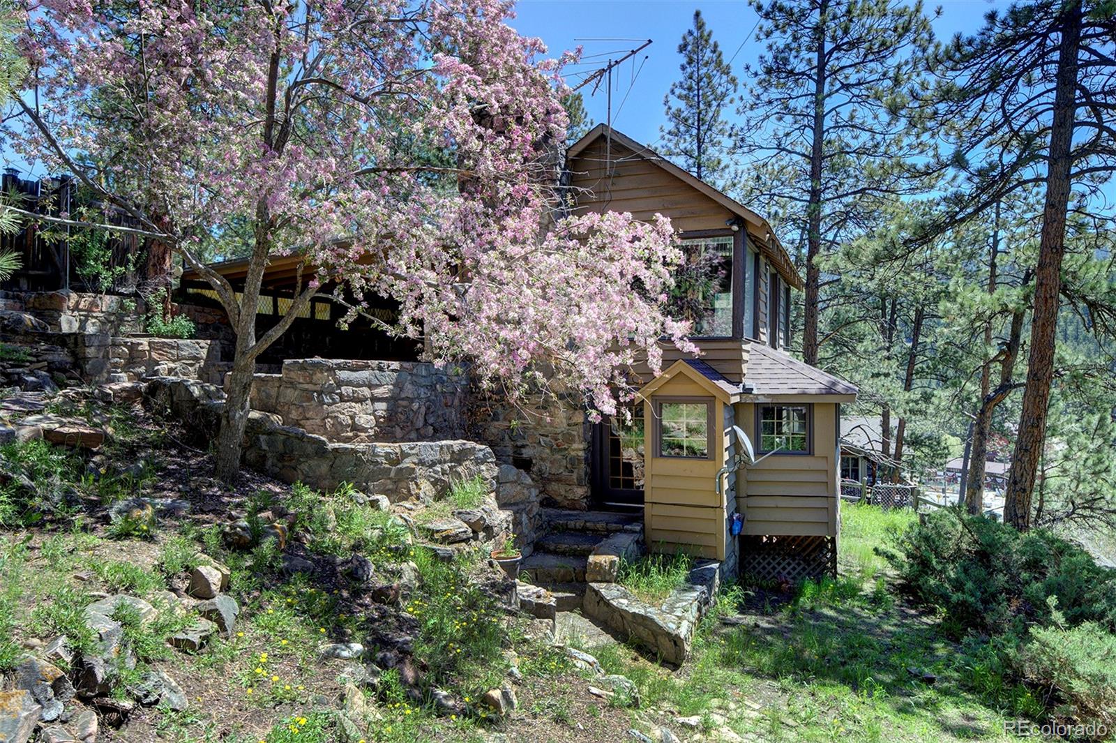 28424 Kinnikinnick Road Evergreen, CO 80439 - Photo 27 of 40 Gallery Image 27