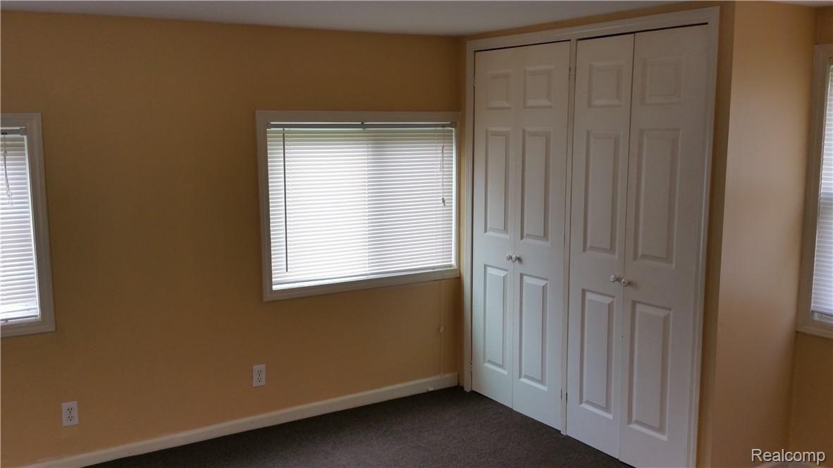 689 Pennell Road Imlay City, MI 48444 - Photo 8 of 16 20180904_132650.jpg