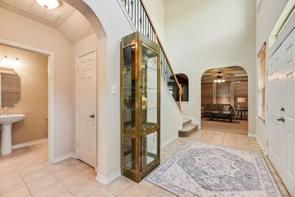 5841 Stone Mountain Road The Colony, TX 75056 - Photo 5 of 40