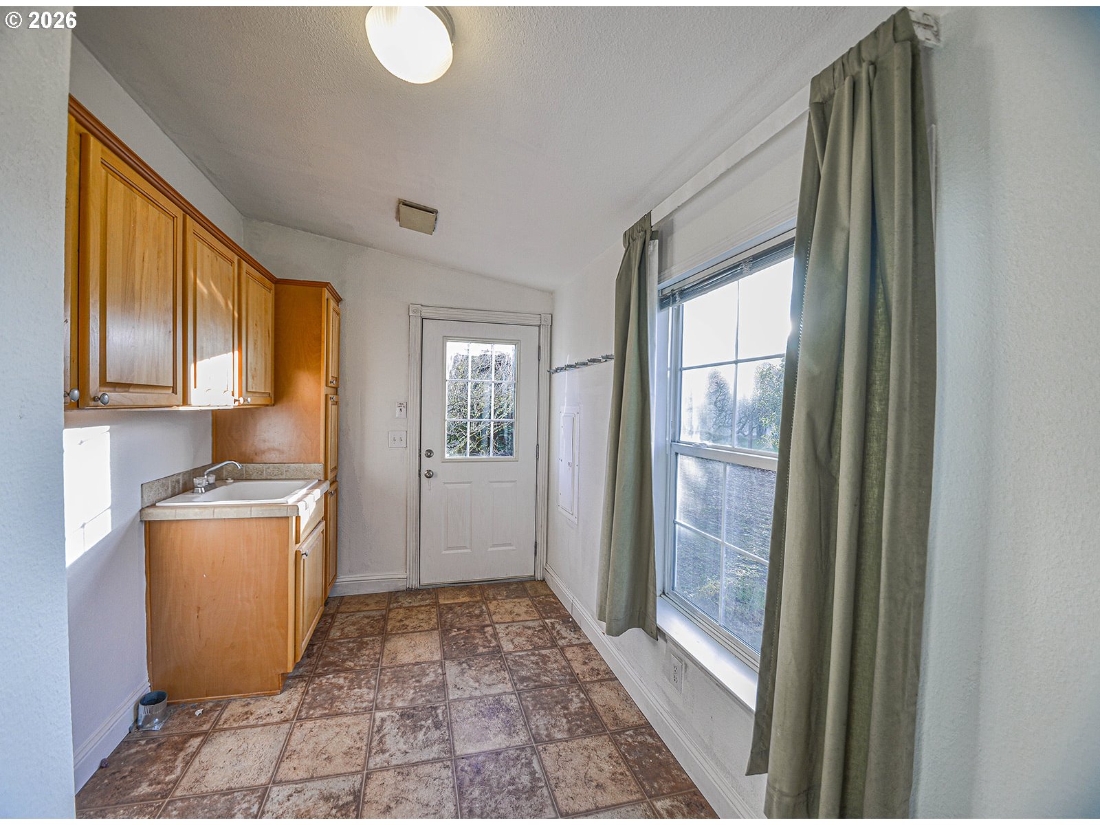 79988 Stewart Creek Road Clatskanie, OR 97016 - Photo 31 of 48 Utility Room