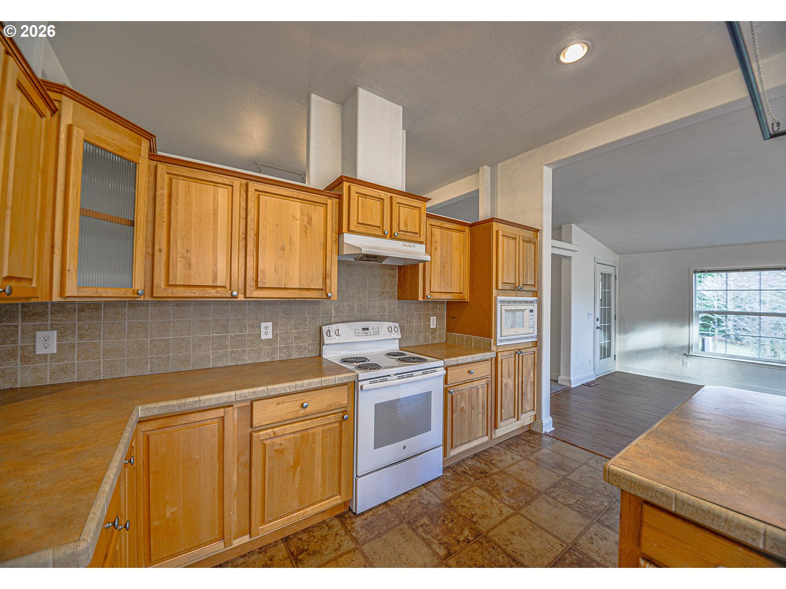 79988 Stewart Creek Road Clatskanie, OR 97016 - Photo 7 of 48 Kitchen