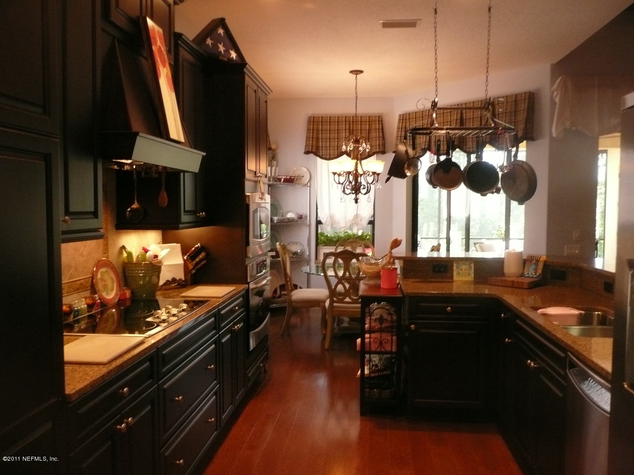308 Mission Trace Drive St. Augustine, FL 32084 - Photo 6 of 20 a kitchen with lots of counter top space