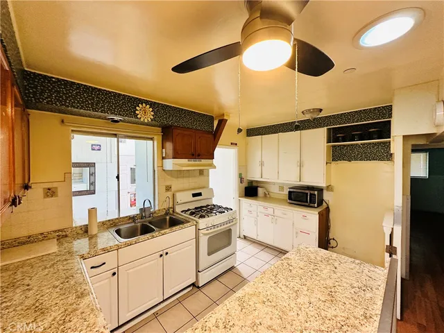 $592,500 | 264 East 2nd Street, San Jacinto, CA 92583