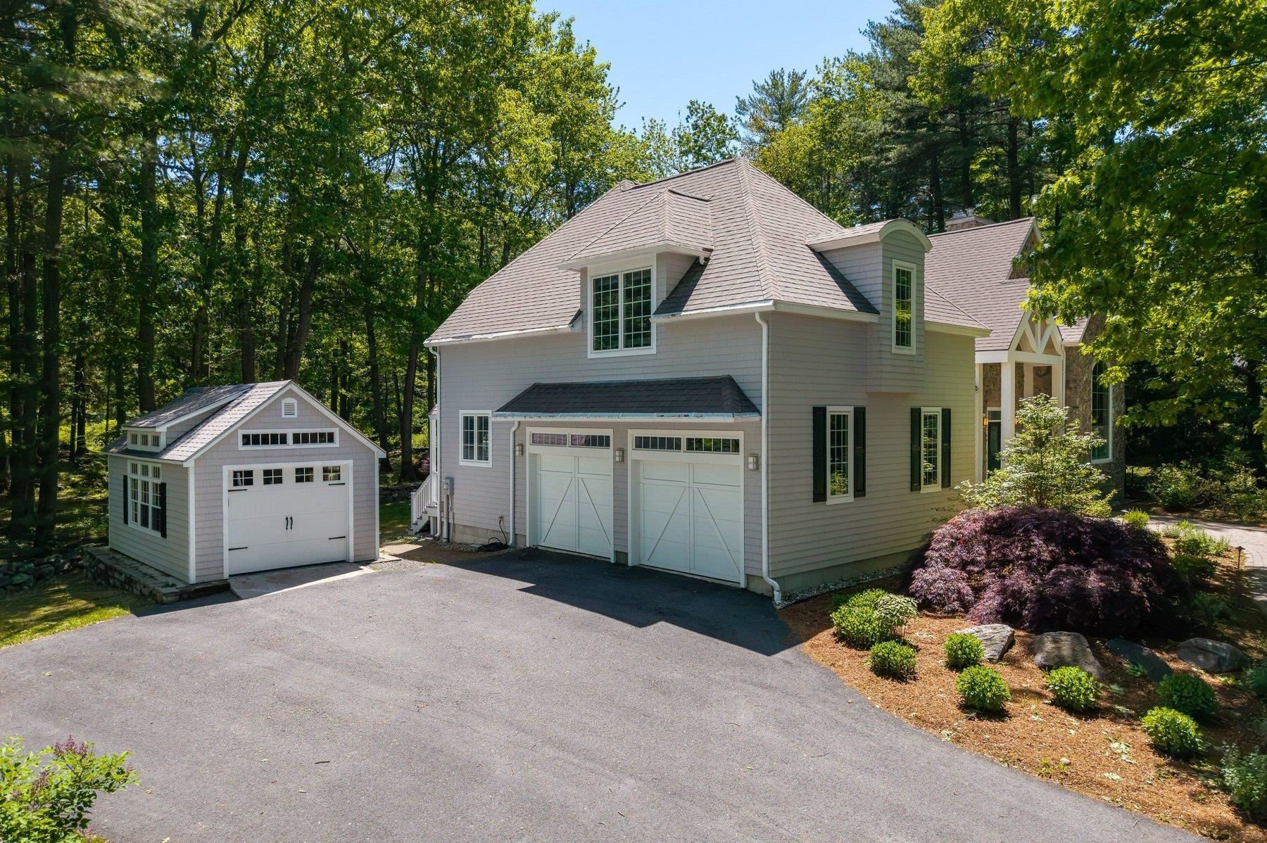 115 Odiorne Point Road Portsmouth, NH 03801 - Photo 3 of 60